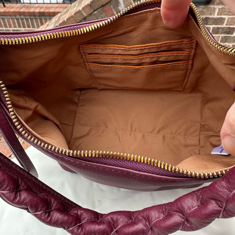 Hobo Astrid crossbody - Picture 8 of 11